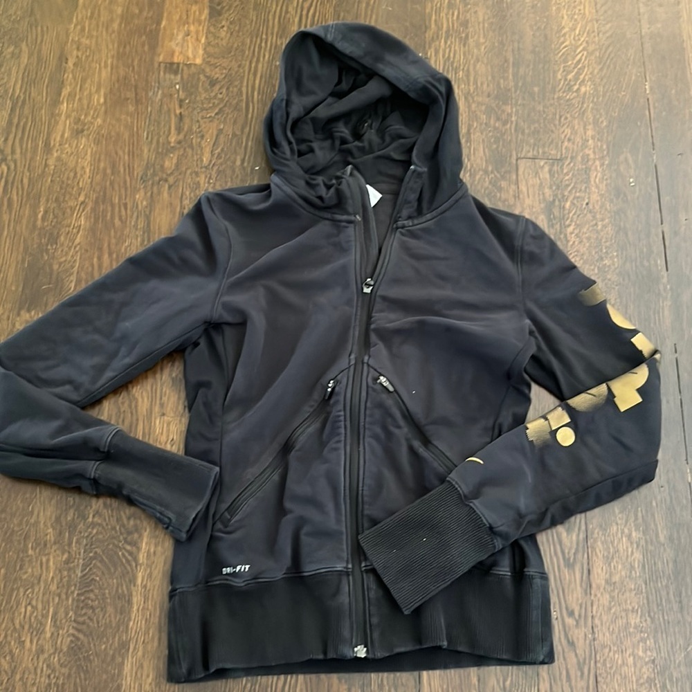 Nike dri-fit athletic zip-up sweatshirt